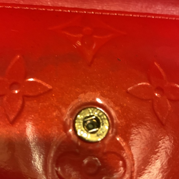 Beautiful Louis Vuitton Wallet ! In great condition no transfer!! - Picture 8 of 14